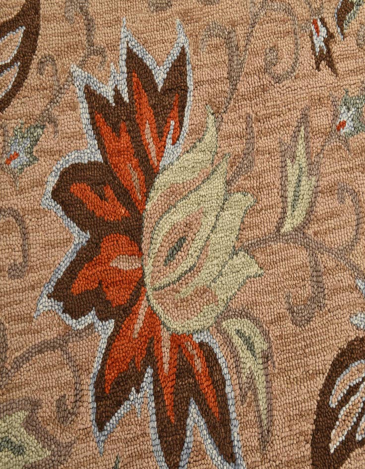 Detail image of  8' x 10' Agra Rug