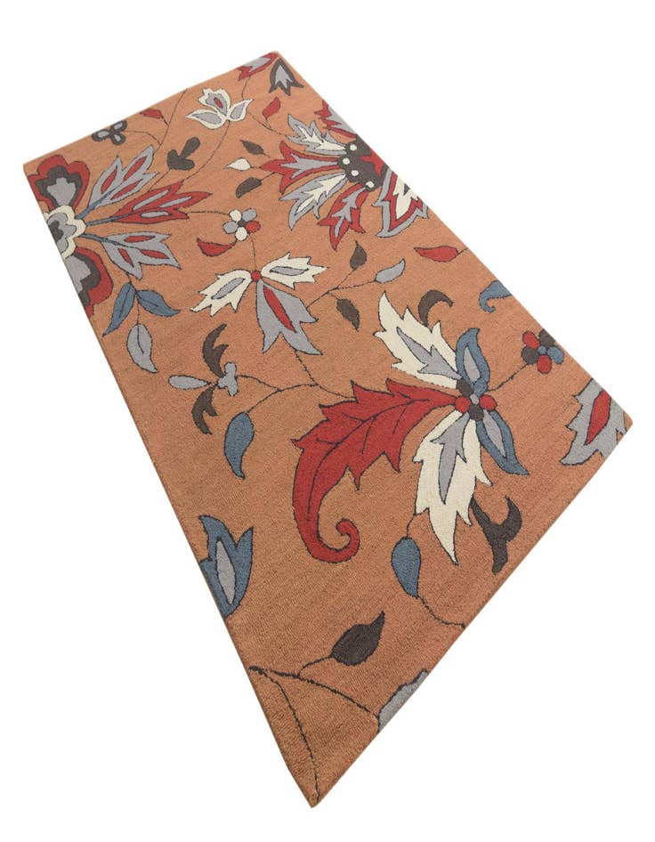 Detail image of  5' 1 x 8' Agra Wool Rug