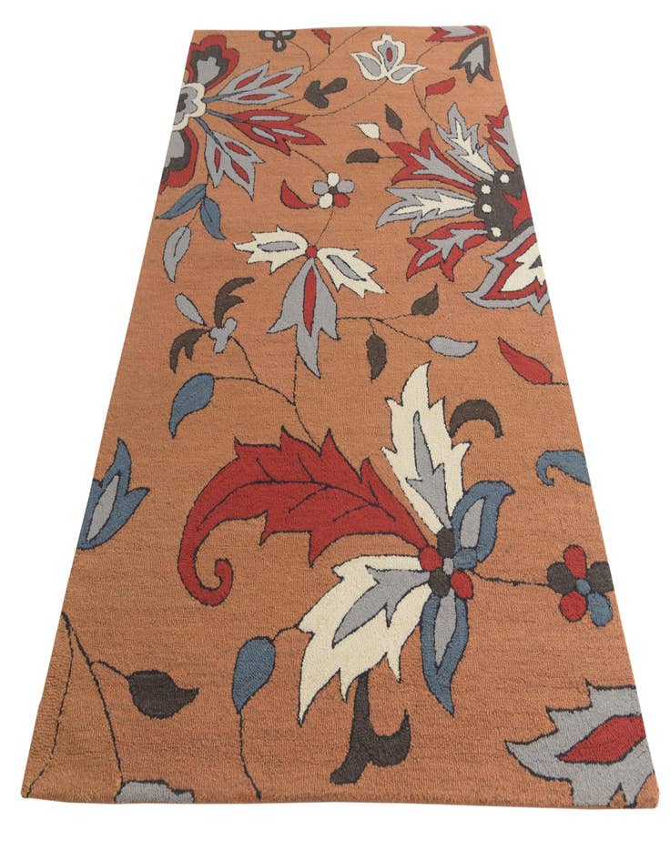 Detail image of  5' 1 x 8' Agra Wool Rug