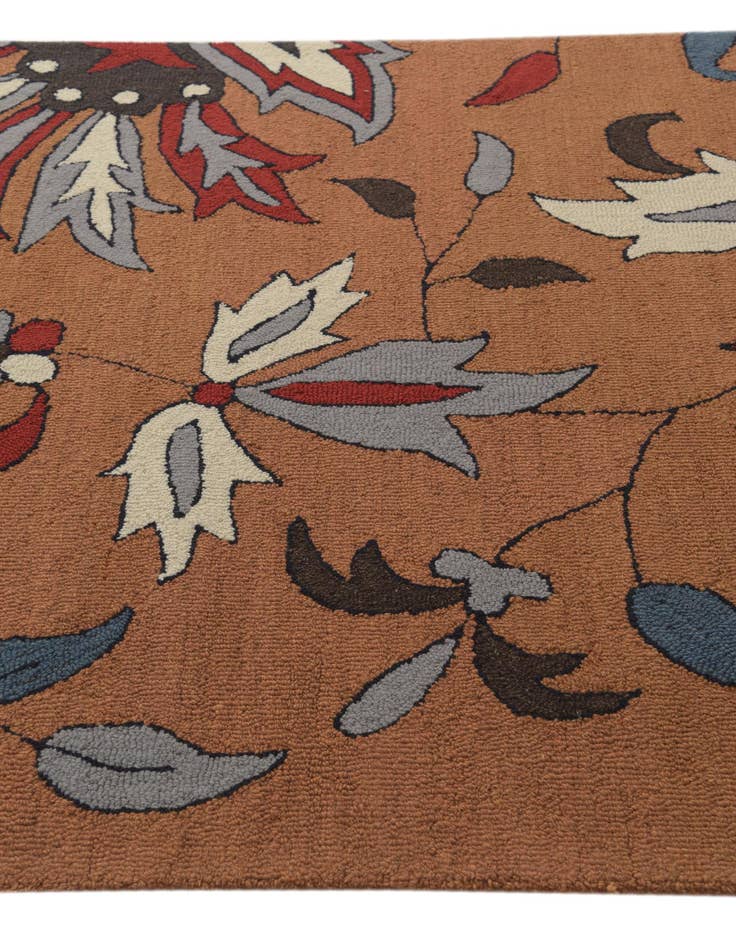 Detail image of  5' 1 x 8' Agra Wool Rug