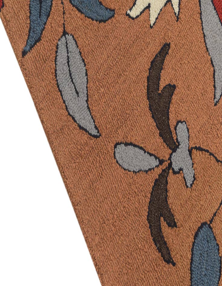 Detail image of  5' 1 x 8' Agra Wool Rug