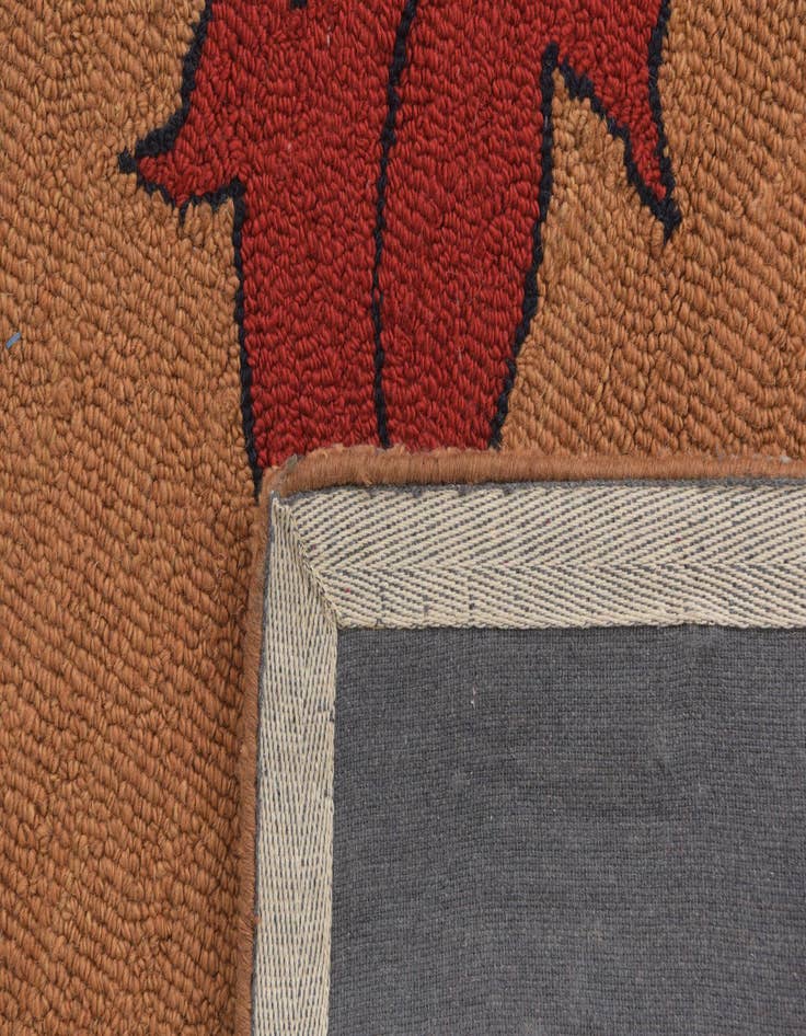 Detail image of  5' 1 x 8' Agra Wool Rug