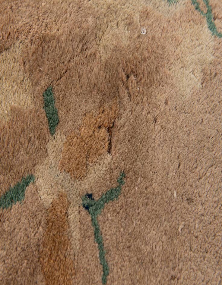 Detail image of  7' 5 x 9' 10  Hand Knotted Antique Finish Wool Rug