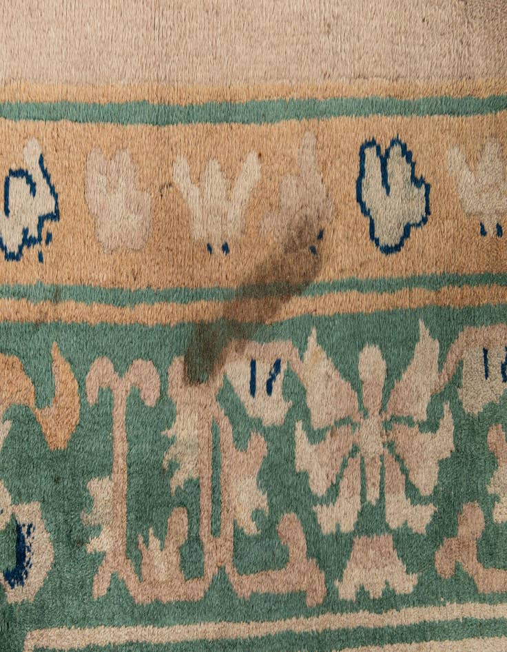 Detail image of  7' 5 x 9' 10  Hand Knotted Antique Finish Wool Rug