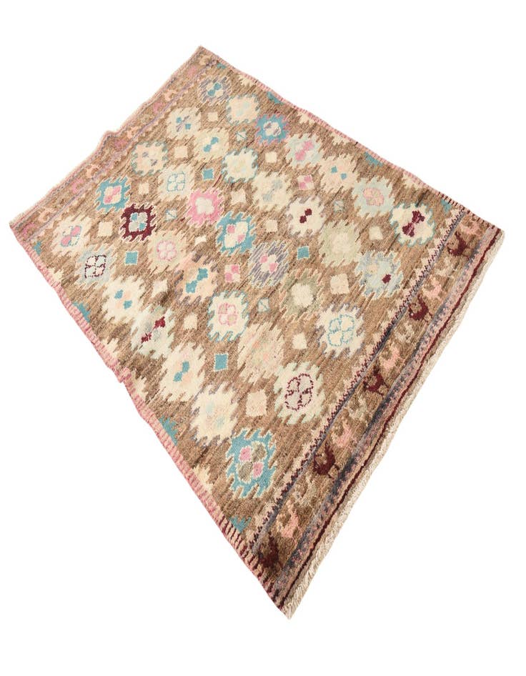 Detail image of  4' x 6'  Hand Knotted Balouch Wool Rug