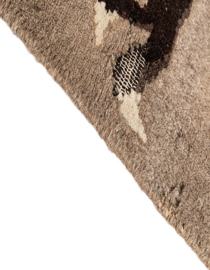 Detail image of  3' 1 x 5' 7  Hand Knotted Carved Pekin Oriental Wool Rug