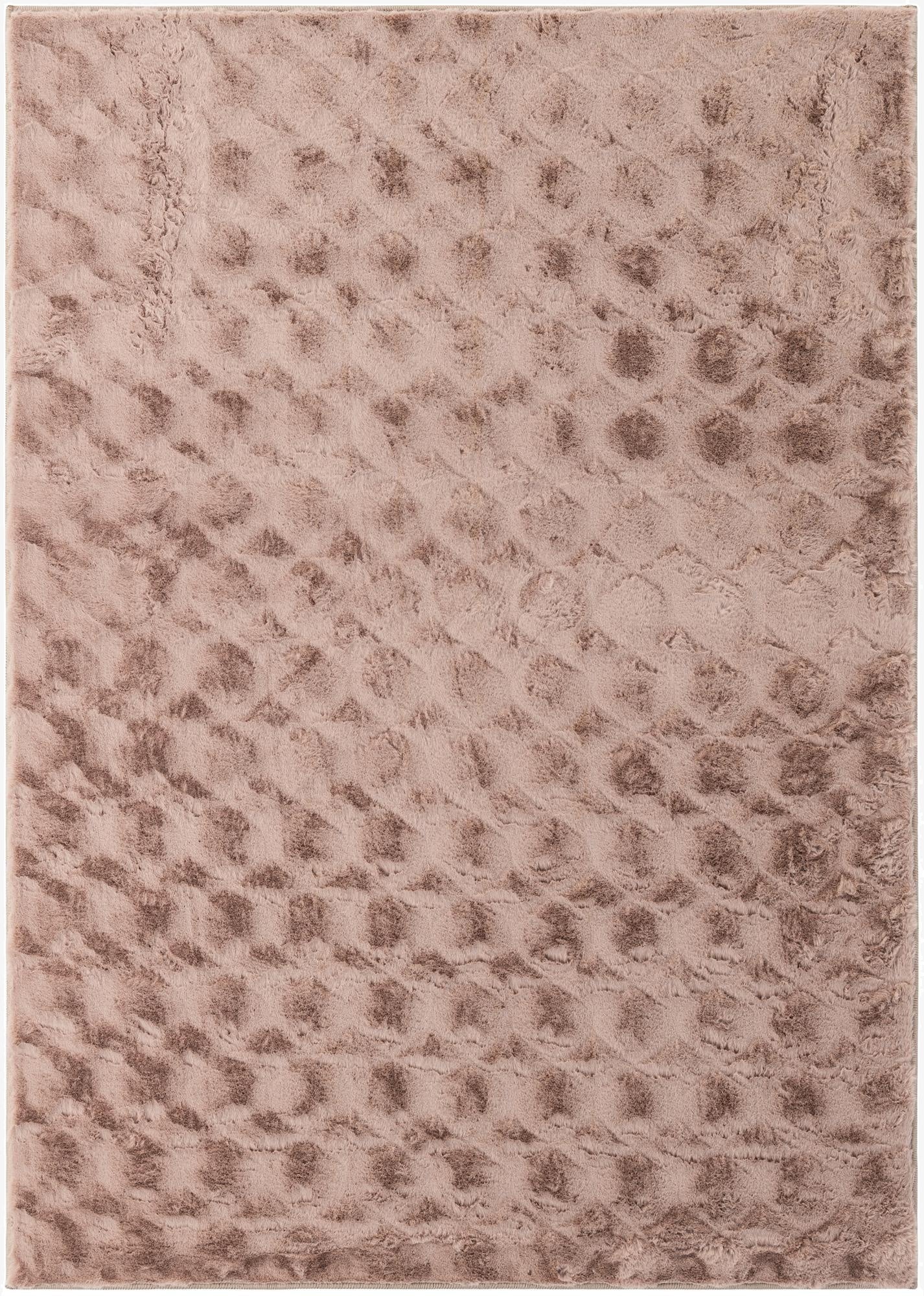  5' 1 x 6' 11 Carved Solid Rabbit Rug