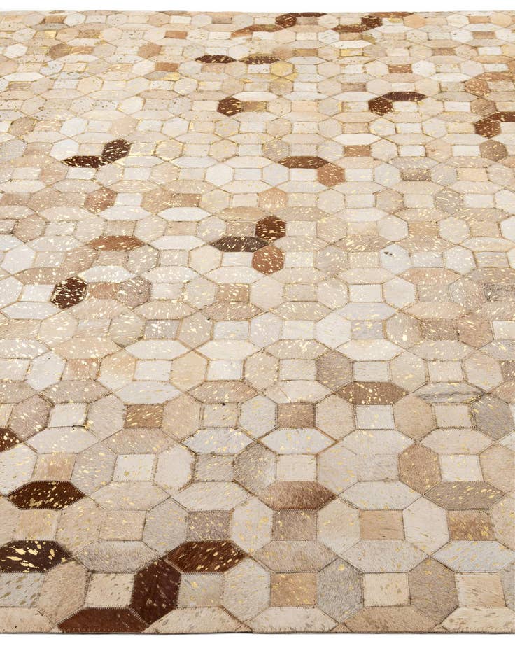 Detail image of  8' x 10' Cowhide - Patchwork Rug