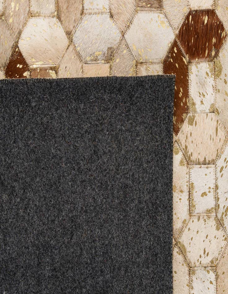 Detail image of  8' x 10' Cowhide - Patchwork Rug