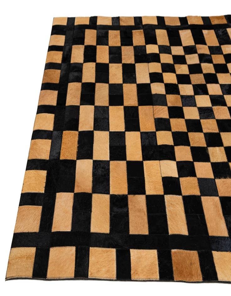 Detail image of  5' 1 x 8' Cowhide - Patchwork Rug