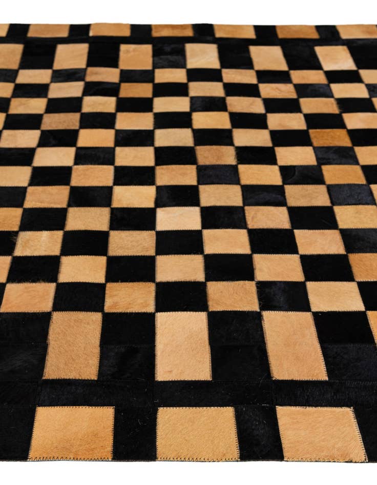 Detail image of  5' 1 x 8' Cowhide - Patchwork Rug