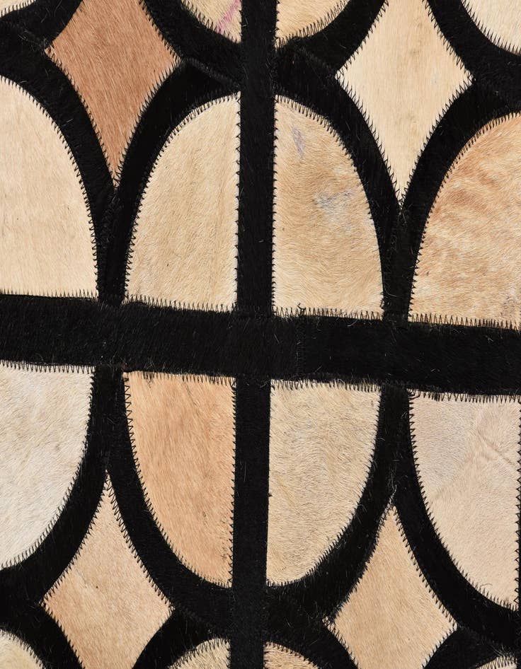 Detail image of  5' x 7' 10 Cowhide Leather Rug
