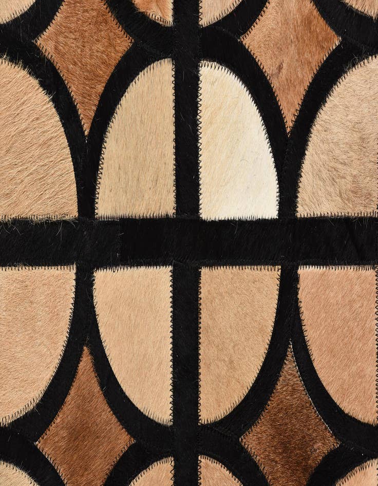 Detail image of  5' x 7' 10 Cowhide Rug