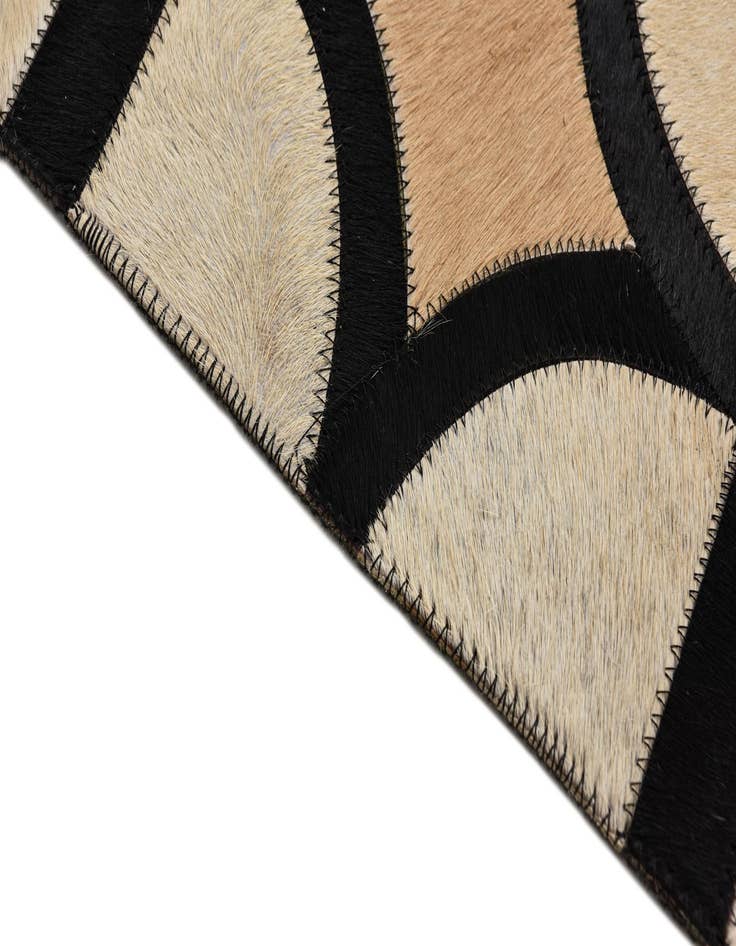 Detail image of  5' 1 x 8' Cowhide Rug
