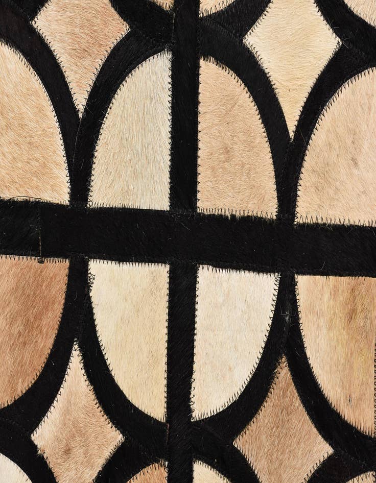 Detail image of  5' x 7' 10 Cowhide Rug