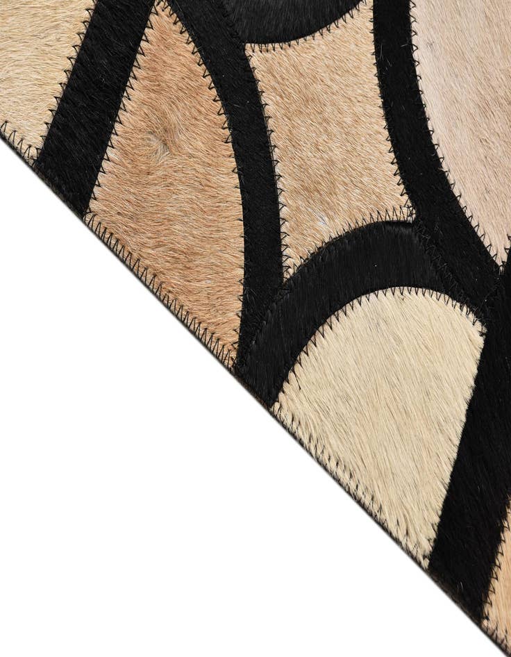 Detail image of  5' x 7' 10 Cowhide Rug