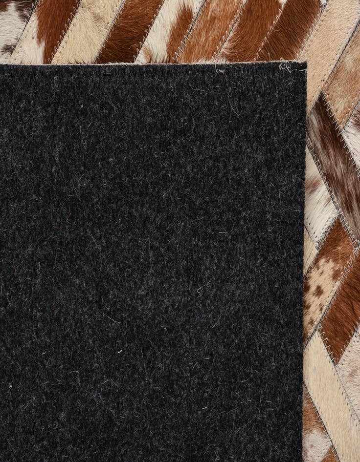 Detail image of  5' x 7' 10 Cowhide Rug