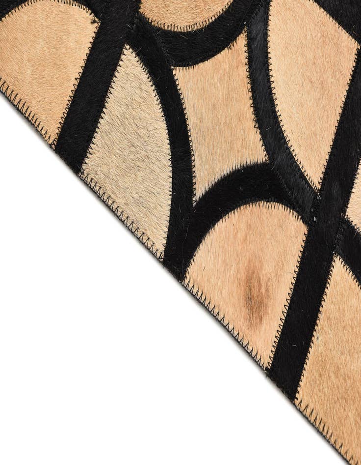 Detail image of  5' x 7' 10 Cowhide Rug