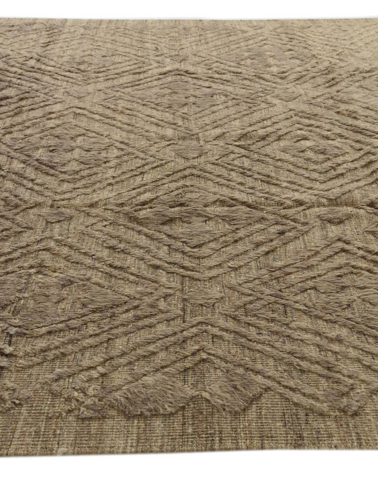 Detail image of  9' 3 x 12' 2  Hand Knotted Darya Wool Rug