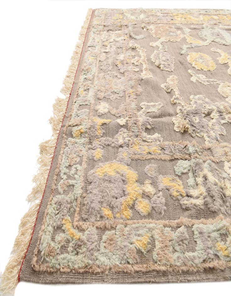 Detail image of  8' 2 x 10' 2  Hand Knotted Darya Wool Rug