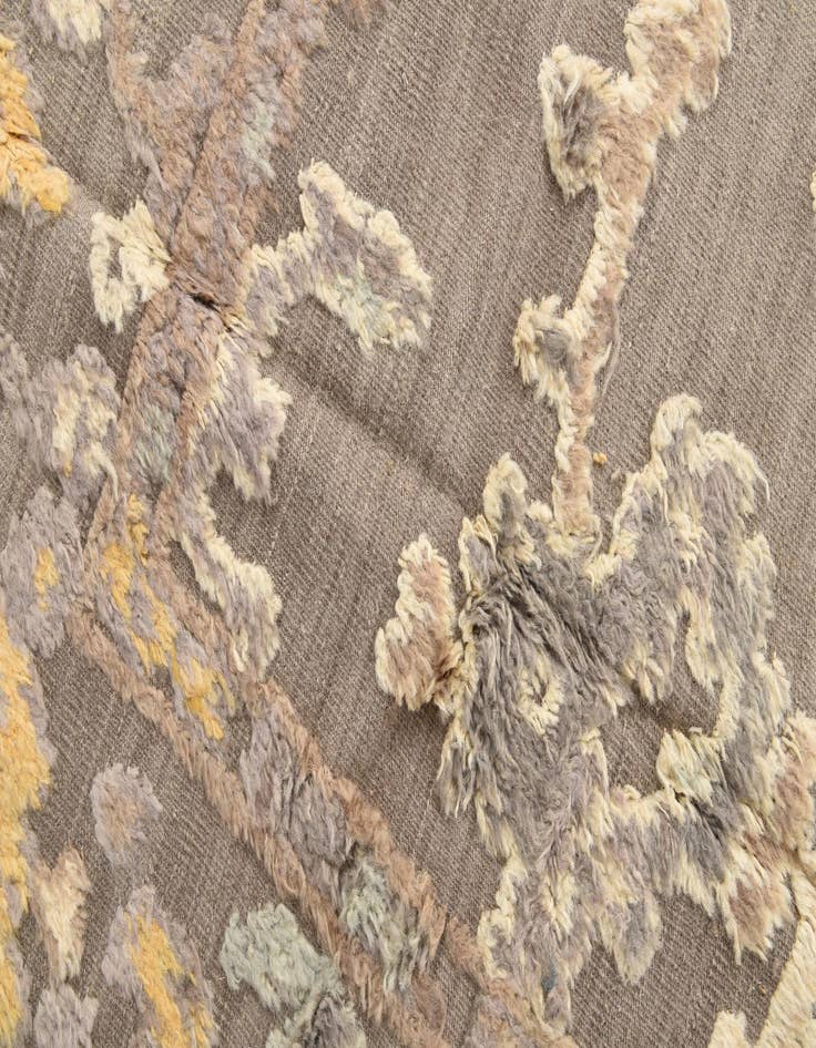 Detail image of  8' 2 x 10' 2  Hand Knotted Darya Wool Rug