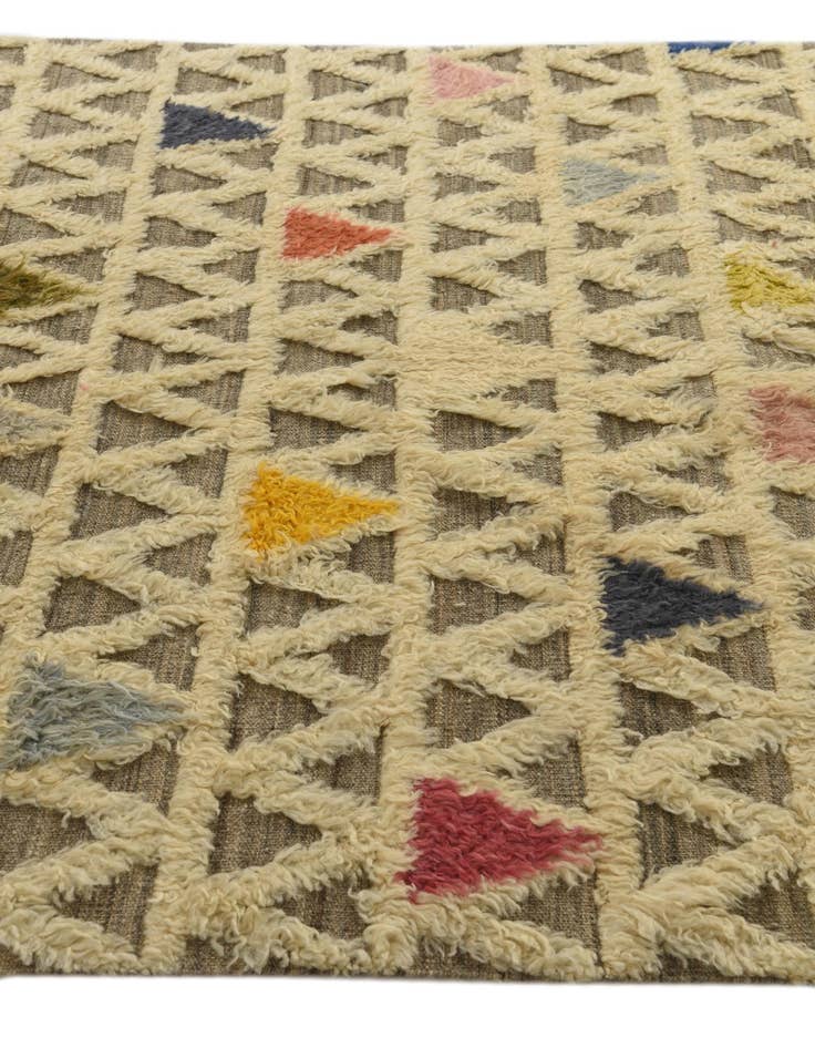 Detail image of  5' 7 x 8' 3  Hand Knotted Darya Wool Rug