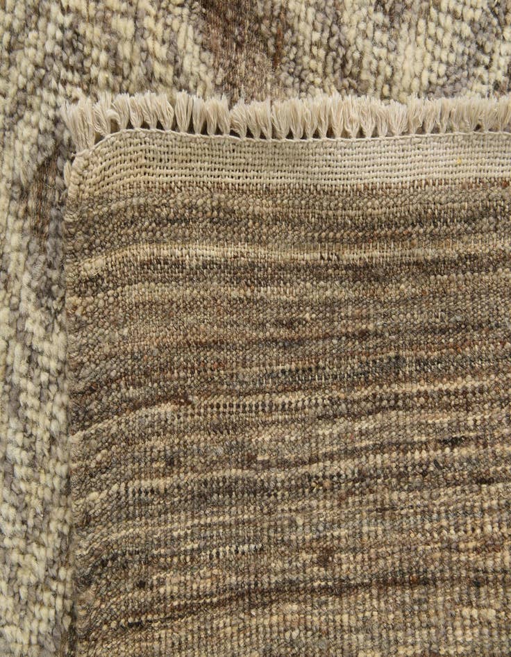 Detail image of  8' 3 x 10' 4  Hand Knotted Darya Wool Rug