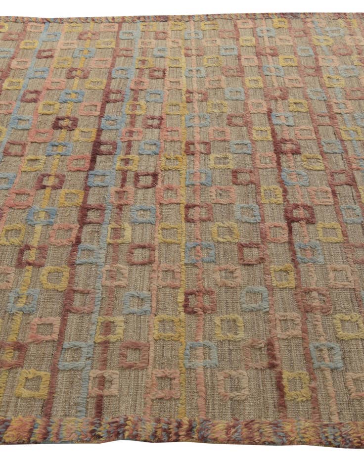 Detail image of  6' 5 x 9' 9  Hand Knotted Darya Wool Rug