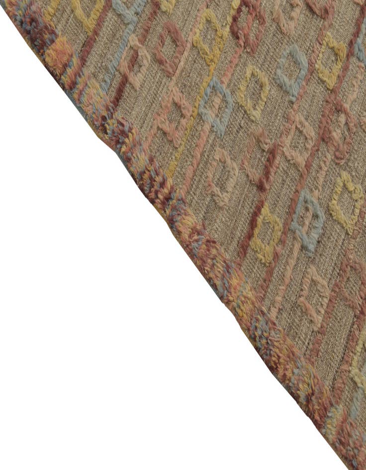 Detail image of  6' 5 x 9' 9  Hand Knotted Darya Wool Rug