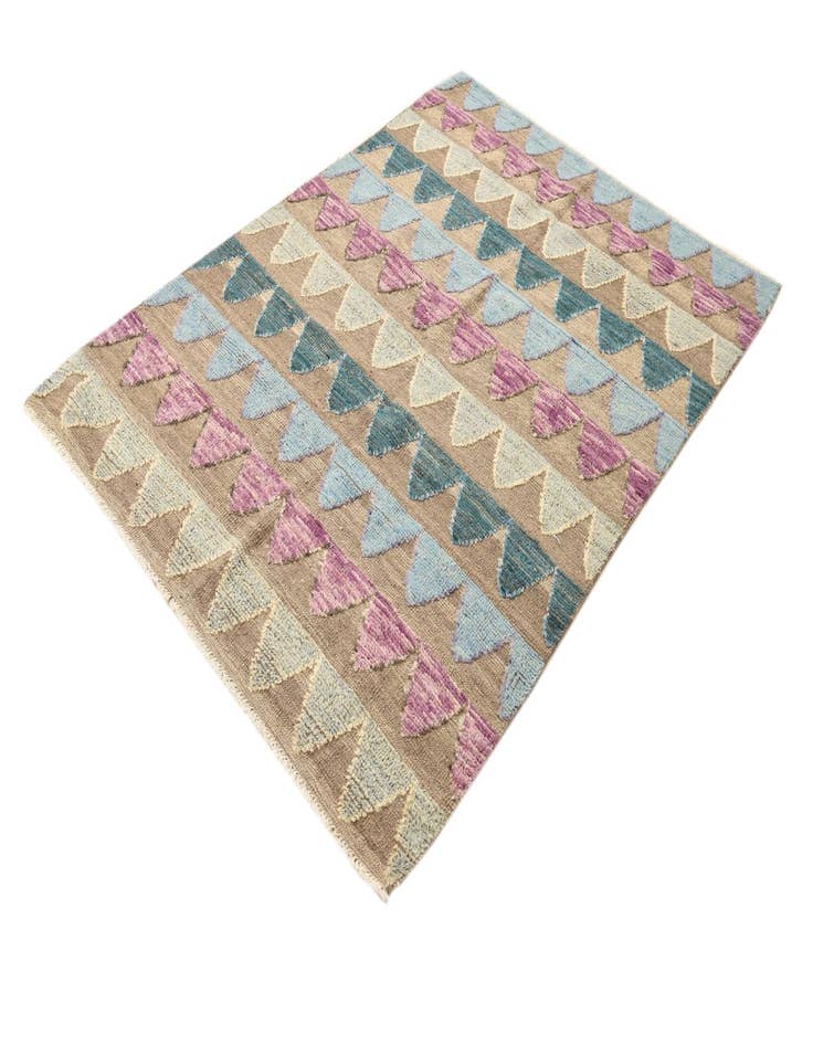 Detail image of  5' x 7'  Hand Knotted Darya Wool Rug