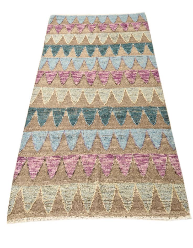 Detail image of  5' x 7'  Hand Knotted Darya Wool Rug