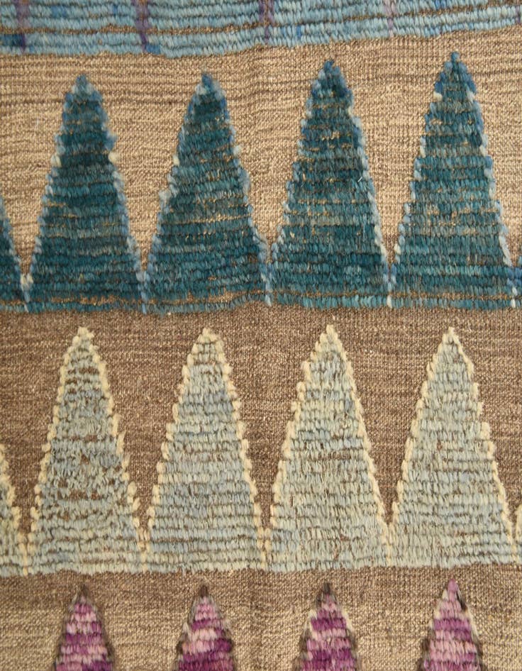 Detail image of  5' x 7'  Hand Knotted Darya Wool Rug