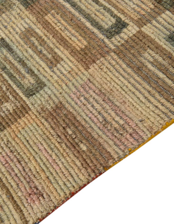 Detail image of  5' x 7' 8  Hand Knotted Darya Wool Rug