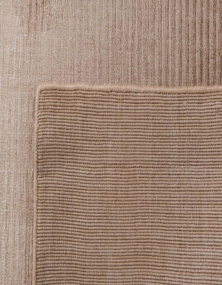 Detail image of  8' 3 x 11' 1  Hand Knotted Darya Wool Rug