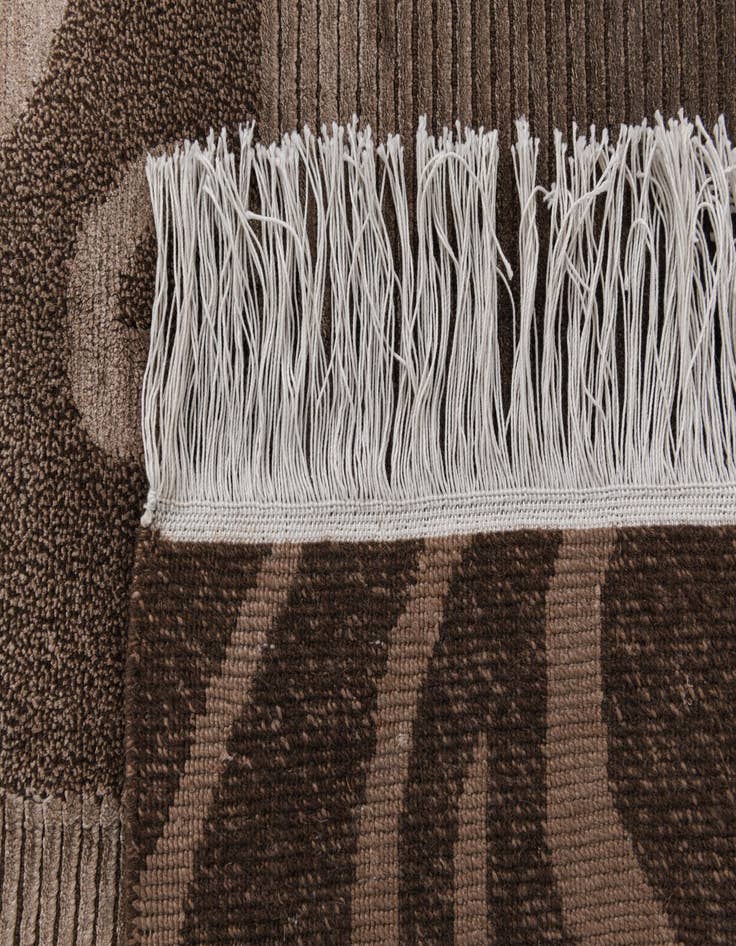 Detail image of  6' 8 x 10' 3  Hand Knotted Darya Wool Rug