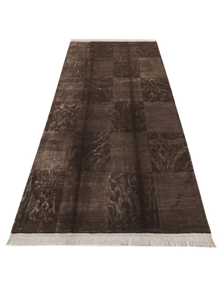 Detail image of  6' 6 x 9' 11  Hand Knotted Darya Wool Rug