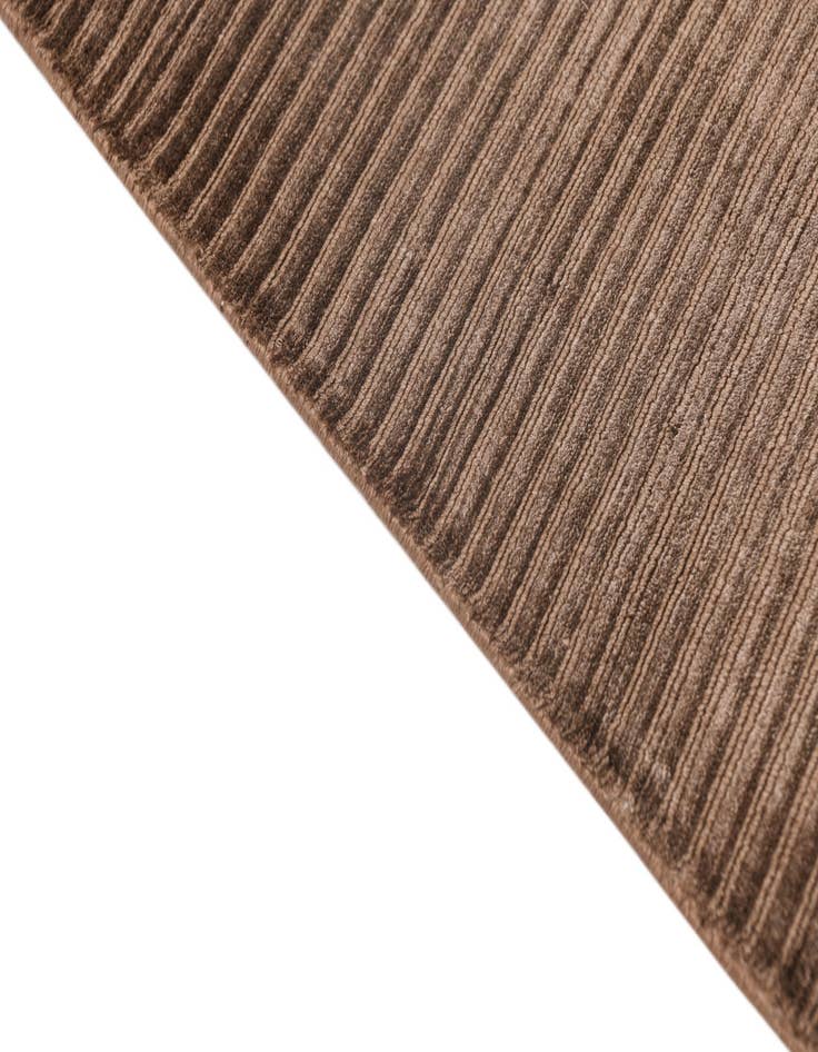 Detail image of  6' 7 x 9' 9  Hand Knotted Darya Wool Rug