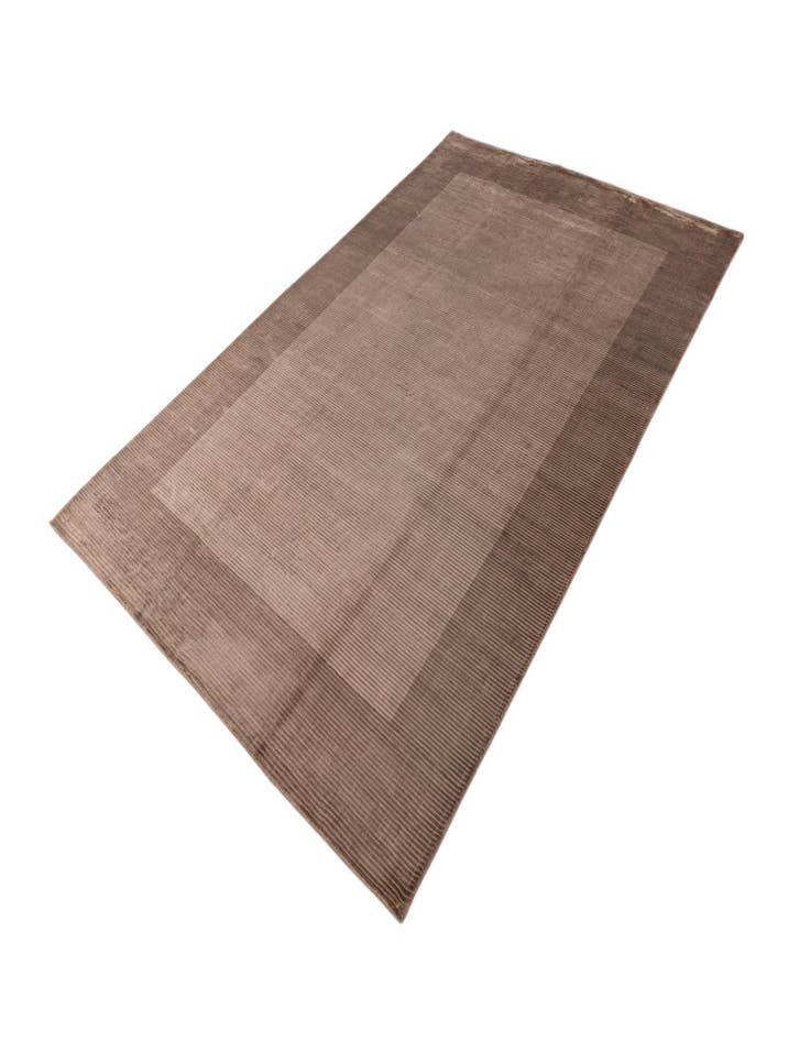 Detail image of  6' 7 x 9' 9  Hand Knotted Darya Wool Rug