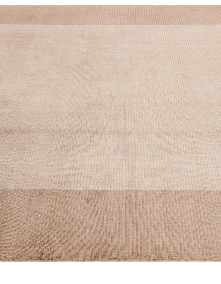 Detail image of  6' 7 x 9' 10  Hand Knotted Darya Wool Rug