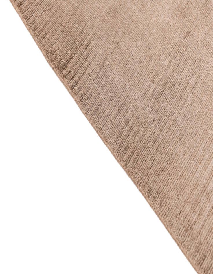 Detail image of  6' 7 x 9' 10  Hand Knotted Darya Wool Rug