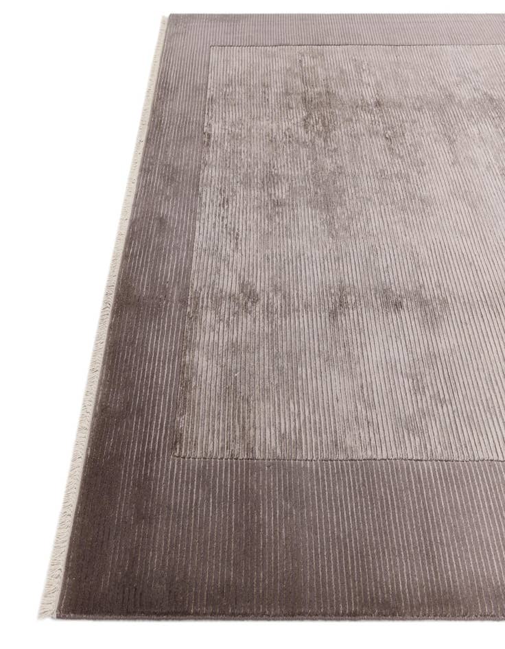 Detail image of  6' 7 x 9' 10  Hand Knotted Darya Wool Rug