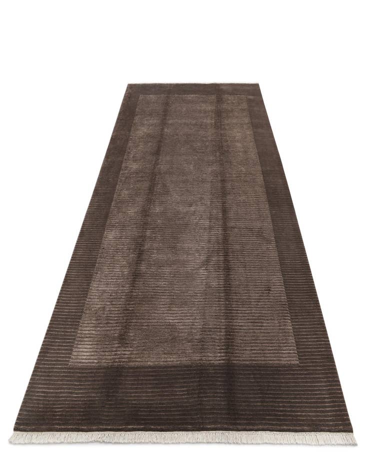 Detail image of  6' 7 x 9' 11  Hand Knotted Darya Wool Rug