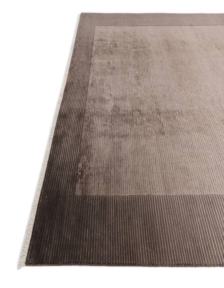 Detail image of  6' 7 x 9' 10  Hand Knotted Darya Wool Rug