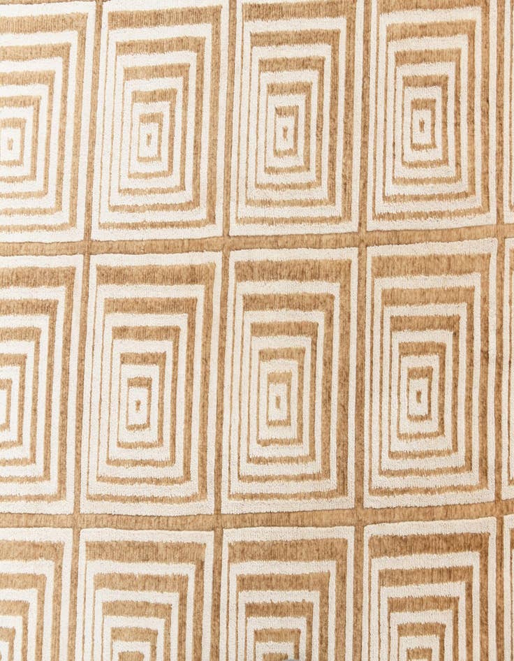 Detail image of  6' 8 x 9' 6  Hand Knotted Darya Wool Rug