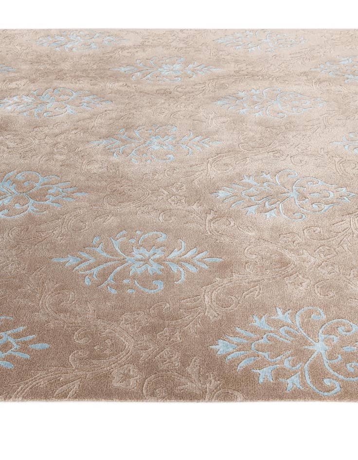 Detail image of  6' 6 x 9' 7  Hand Knotted Darya Wool Rug