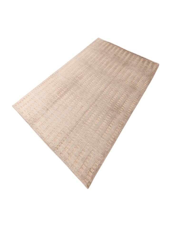 Detail image of  6' 7 x 9' 7  Hand Knotted Darya Wool Rug