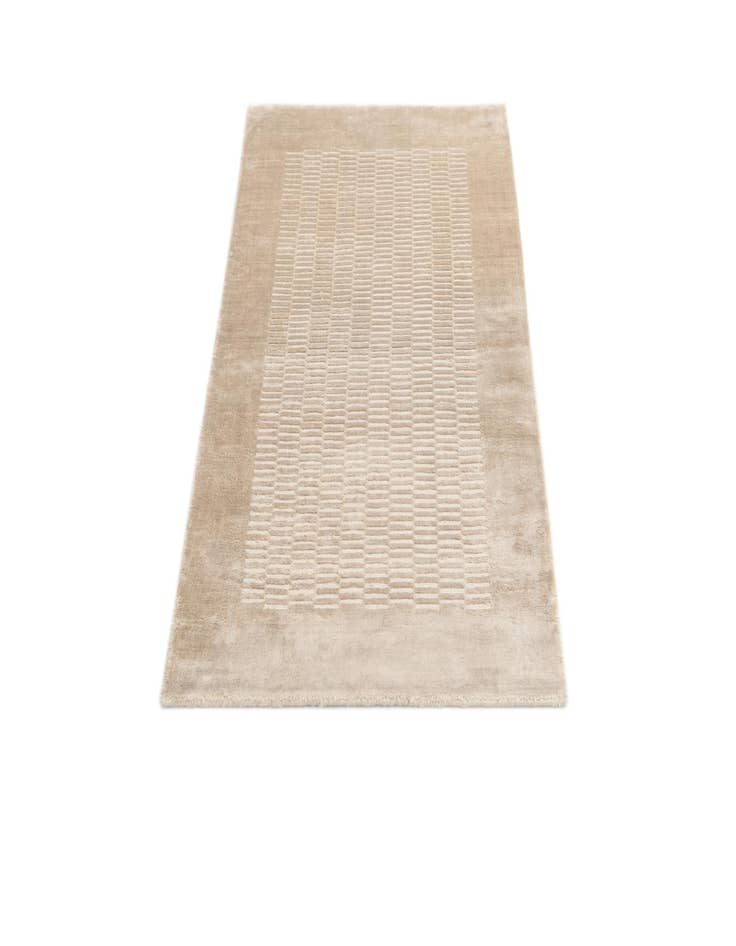 Detail image of  2' 8 x 4' 7  Hand Knotted Darya Wool Rug