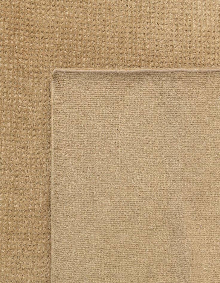 Detail image of  5' 7 x 8'  Hand Knotted Darya Wool Rug