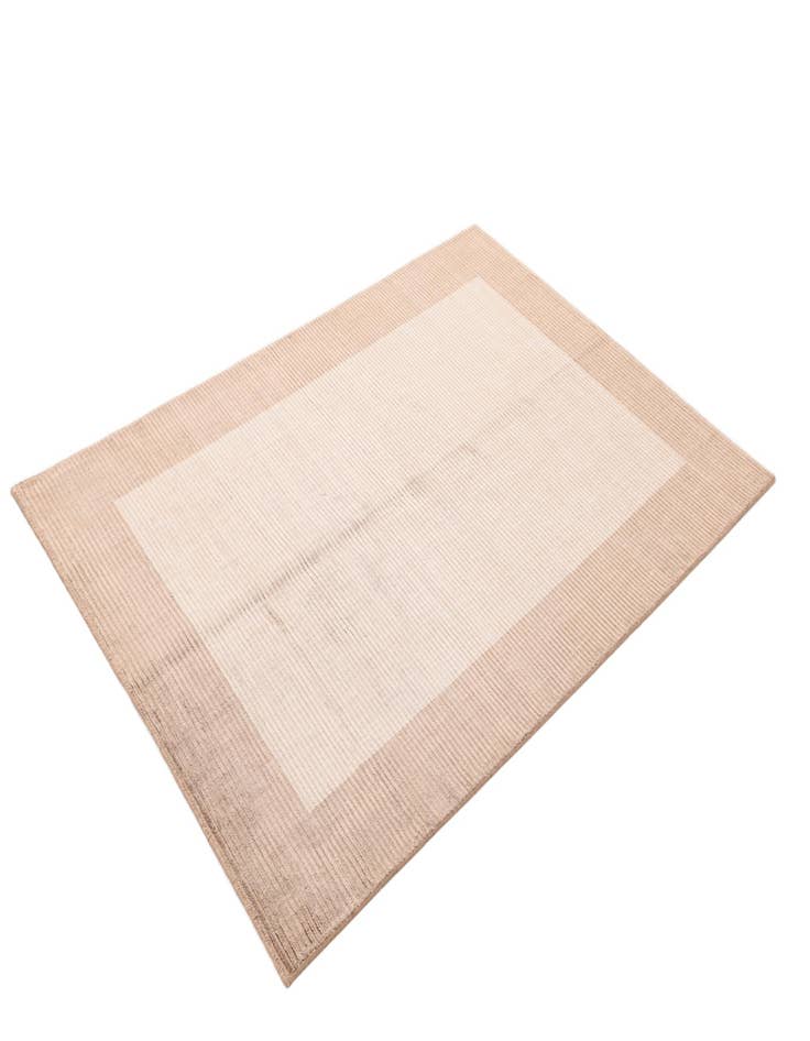 Detail image of  3' 11 x 5' 7  Hand Knotted Darya Wool Rug