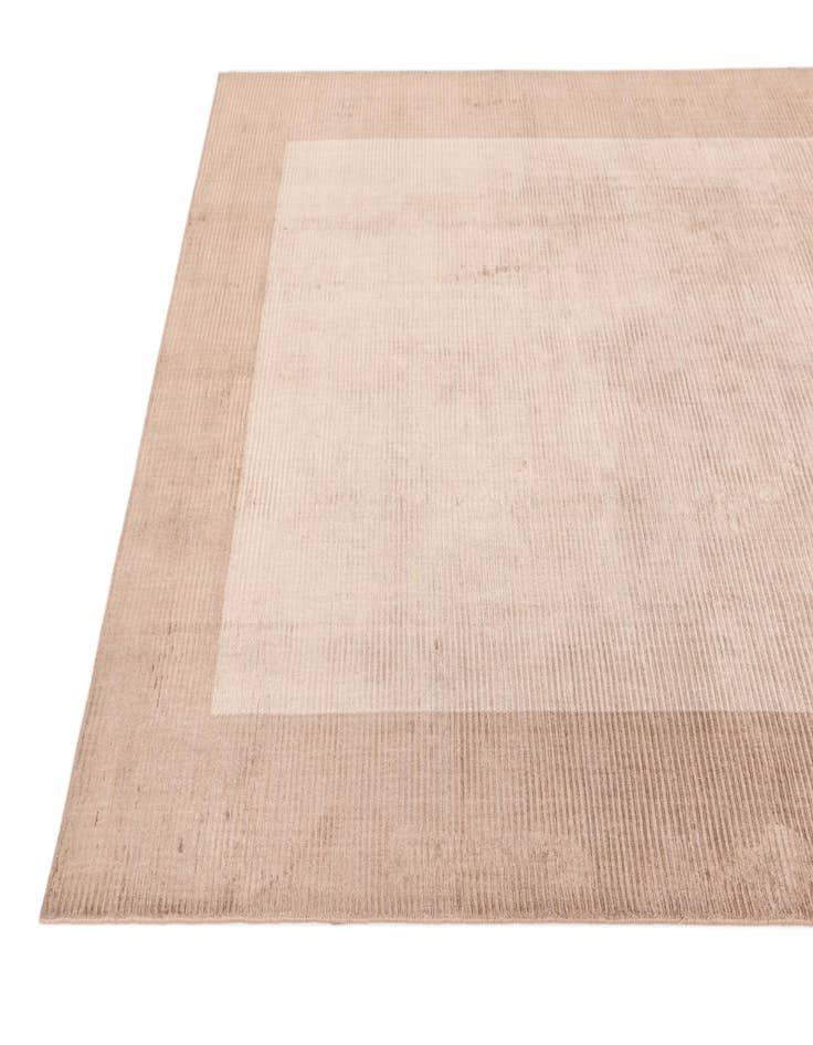 Detail image of  5' 8 x 7' 9  Hand Knotted Darya Wool Rug